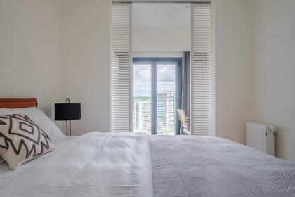 Cozy 2br Modern Comfort Meets Elegance - image 25