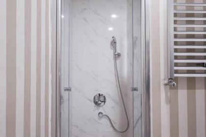 Cozy 2br Modern Comfort Meets Elegance - image 28