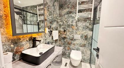 Blue Moonrise Hotel - image 30