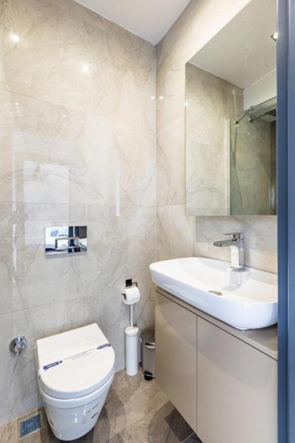 Duplex Penthouse wparking 3BD2Bath Views! #340 - image 24